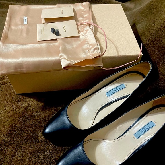 Prada Shoes - Prada Black Pump